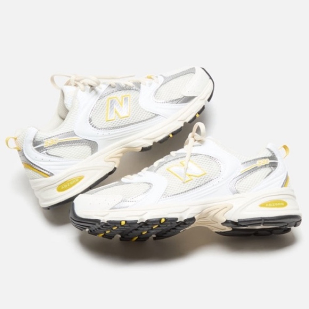 New Balance White and Yellow Women's Sneakers 0032 - Picture 6 of 15